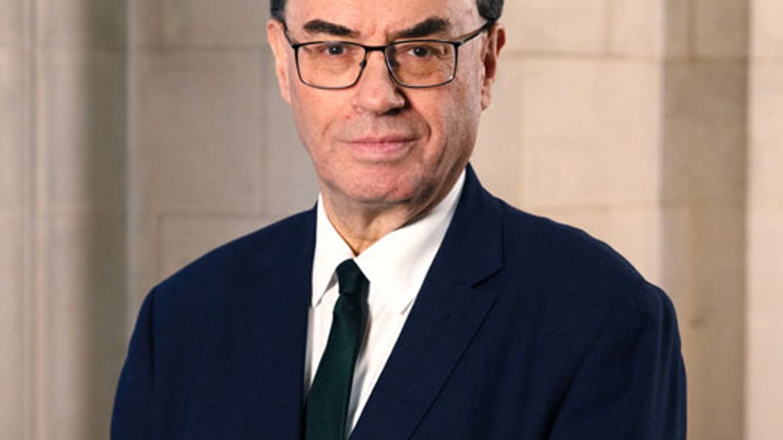 Announcement of the publication of the Governor's interview transcript — sourced article banner